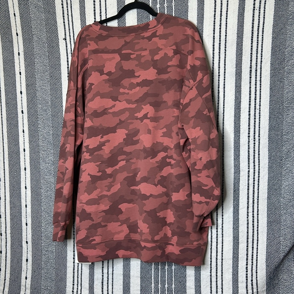 NWT Lululemon Perfectly Oversized Crewneck - Picture 10 of 10